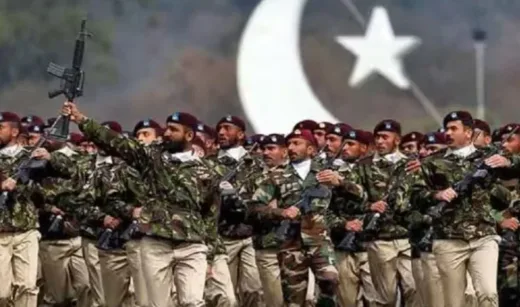 Retorika Tajam Islamabad: Menhan Pakistan Sebut AS Gunakan Negaranya Bak 'Tisu Toilet'