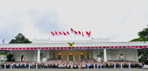 Sejarah Baru di Istana: Seskab Teddy Ungkap Pesan "Satu Komando" Prabowo untuk TNI-Polri