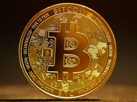 Bitcoin Terjepit di Zona Transisi: Analisis On-Chain Menepis Sinyal Bottom Absolut
