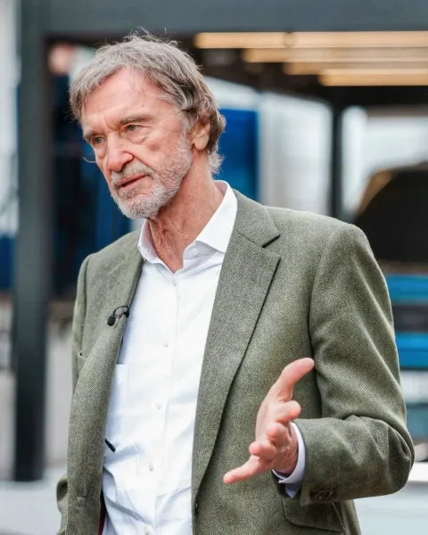 Polemik Sir Jim Ratcliffe: Pemilik Manchester United Dikritik Tajam Usai Komentar Kontroversial Mengenai Imigran