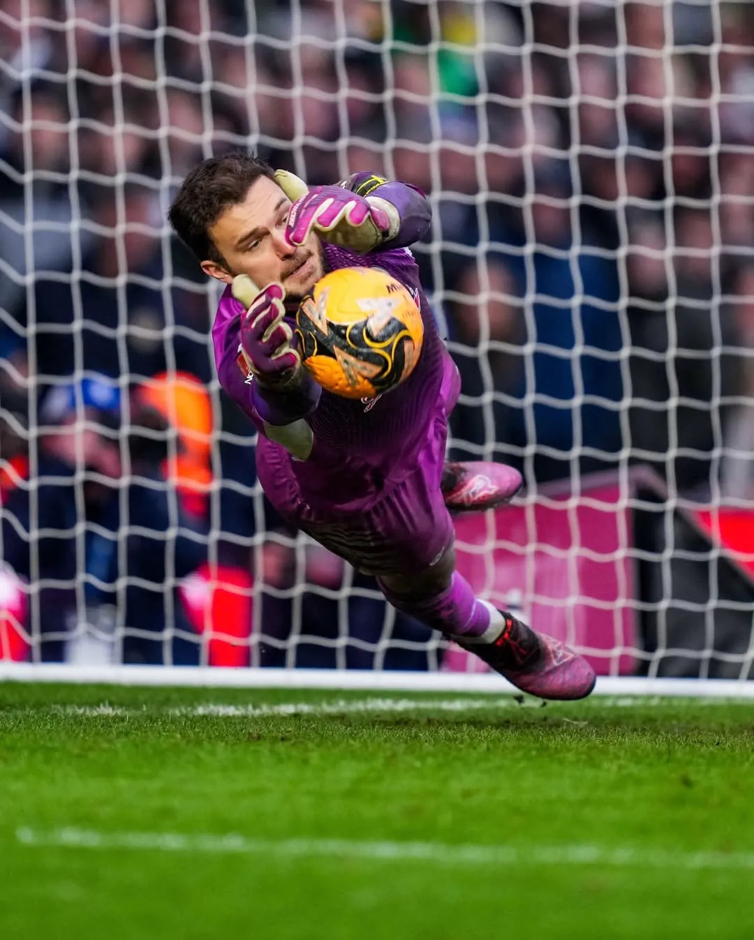 Drama Adu Penalti di St Andrew's: Leeds United Melaju ke Babak Kelima FA Cup, Sean Longstaff Jadi Pahlawan