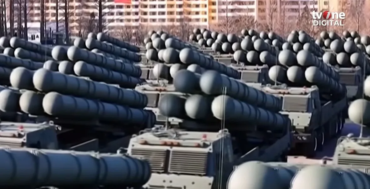 Eskalasi Militer Pyongyang: Kim Jong Un Pamer Peluncur Roket Nuklir Berbasis AI