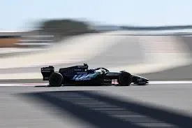 Jenius atau Berisiko? Mercedes Guncang Bahrain dengan Desain Sayap Belakang 'Empat Elemen' yang Bold