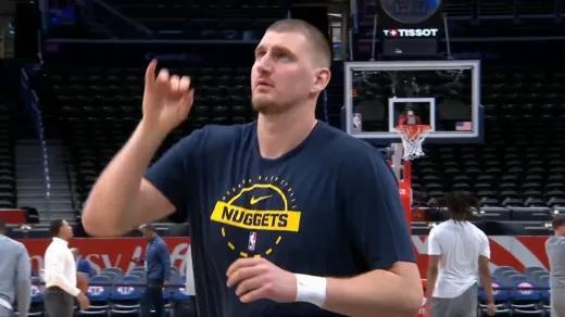 Sempat Cemas! Jokic Tepis Isu Cedera Pergelangan Tangan, Pimpin Nuggets Bantai Blazers 157-103