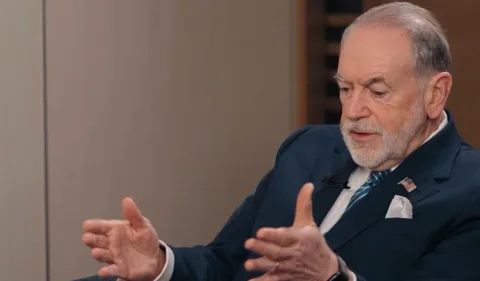 Kontroversi Pernyataan Mike Huckabee: Klaim Teologis Tanah Israel Memicu Kecaman Global