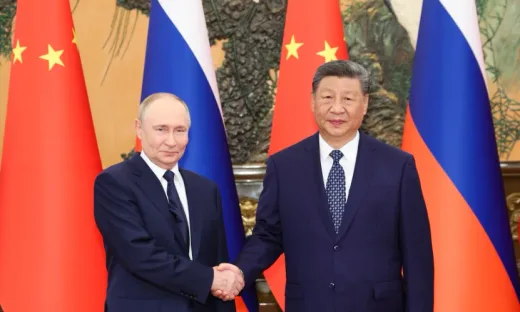 4 Tahun Invasi: Uni Eropa Tuding China Sebagai "Penyokong Utama" Mesin Perang Rusia