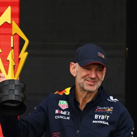 Misi Penyelamatan Aston Martin: Sinergi Adrian Newey, Honda, dan Ambisi Fernando Alonso