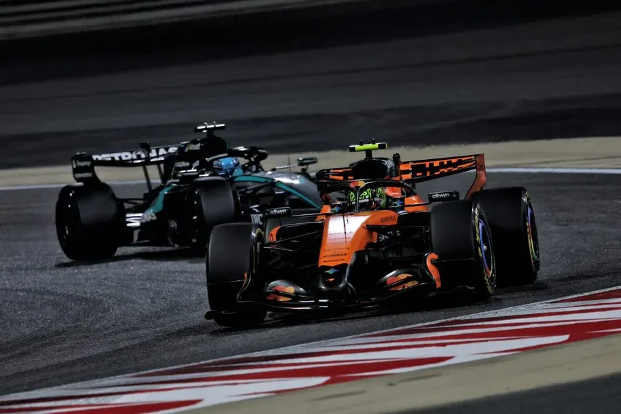 Paradoks Verstappen: Antara Kritik Tajam Regulasi dan Keyakinan pada "DNA" Juara Red Bull