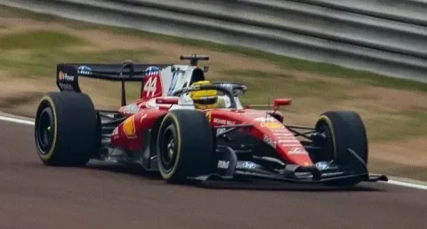Peta Kekuatan 2026: Siapa yang Bertahan dan Siapa yang Bebas Transfer Saat Revolusi F1 Dimulai?