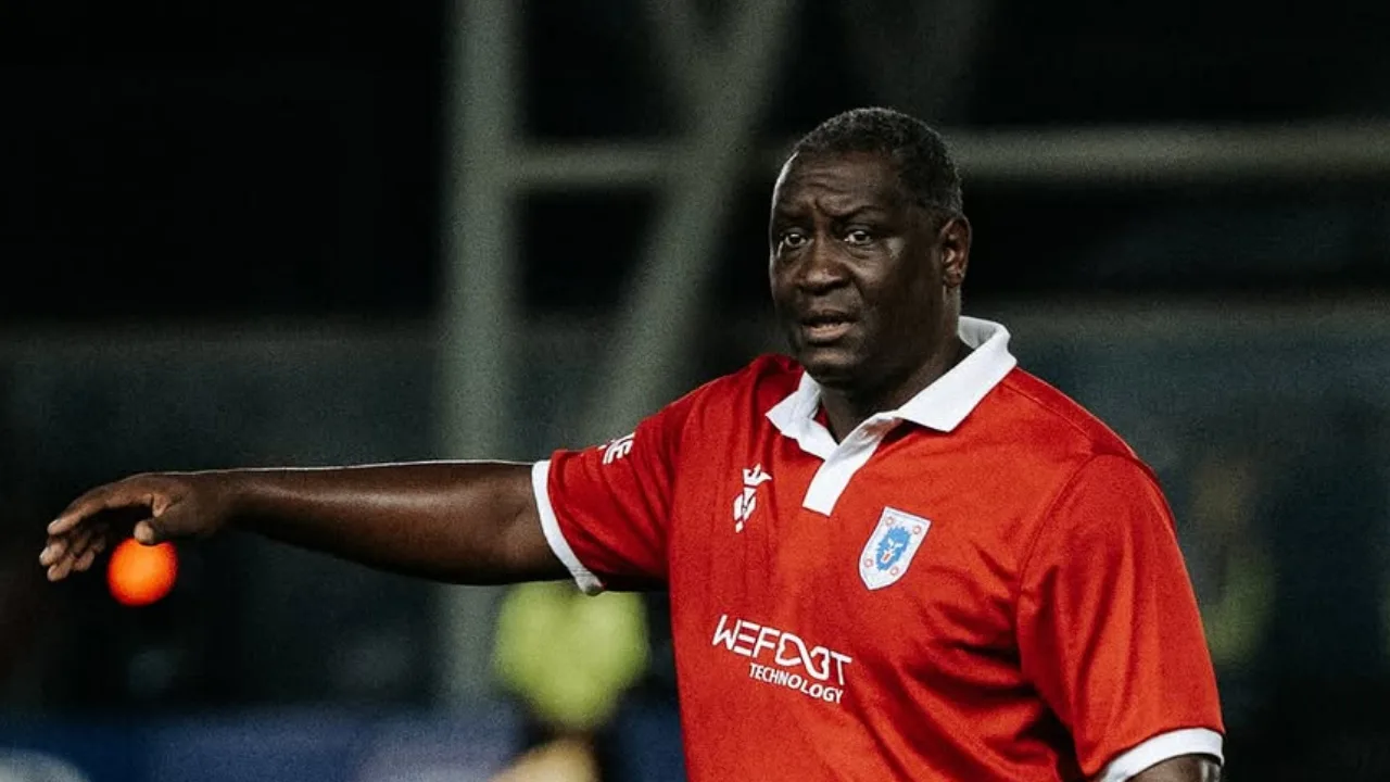 Saran Strategis Heskey: Mohamed Salah Diminta Hindari 'Tiga Besar' Eropa demi Warisan di Liverpool