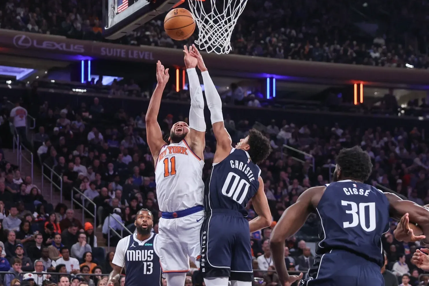 Efek SGA: Kembalinya Gilgeous-Alexander Bawa Thunder Tundukkan Nuggets dalam Overtime