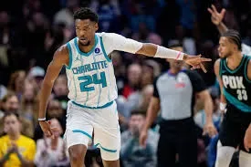 Hornets Mengamuk: Brandon Miller Pimpin Kemenangan ke-4 Beruntun, Samai Rekor NBA