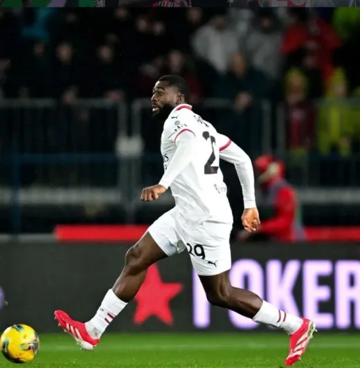 Analisis Taktis AC Milan: Dominasi Fofana Tutupi Krisis Efisiensi Lini Depan Kontra Cremonese