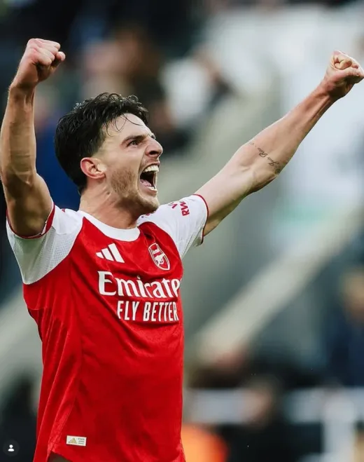 Sinyal Kebugaran Declan Rice dan Strategi Mempertahankan Keunggulan Takhta
