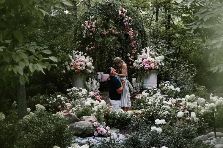 Proyeksi Perhelatan Spektakuler: Taylor Swift dan Travis Kelce Tetapkan Tanggal Pernikahan