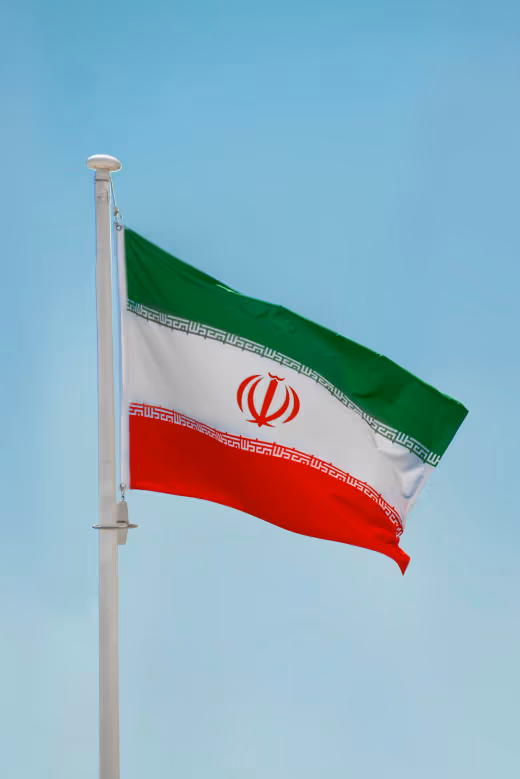 Eskalasi Teluk 2026: Aliansi Tripartit Eropa Siapkan Operasi Defensif terhadap Infrastruktur Militer Iran
