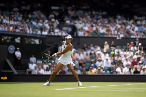 Sentuhan Sang Legenda: Martina Navratilova Ungkap Titik Lemah Alex Eala yang Harus Segera Diperbaiki