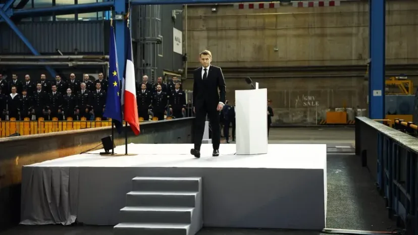 Macron Tarik Mundur Kapal Induk Nuklir 'Charles de Gaulle' dari Baltik, Segera Merapat ke Mediterania