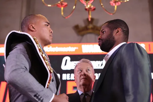 Prediksi Tyson Fury: Wardley dan Dubois Labeli 'Mesin Penghancur' Baru di Kelas Berat