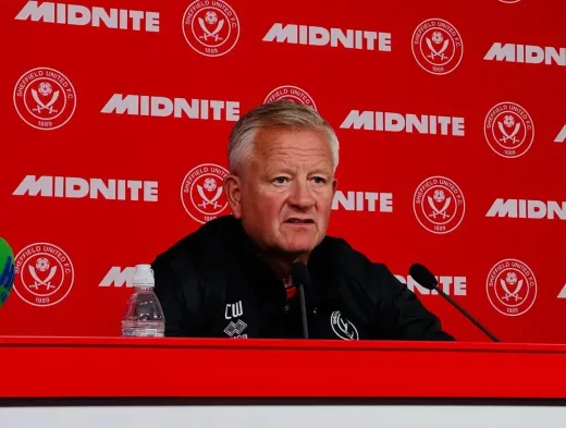 Pacuan Menuju Premier League: Chris Wilder Tekankan Mentalitas 'Tanpa Ampun' di Tengah Dominasi Empat Besar Championship
