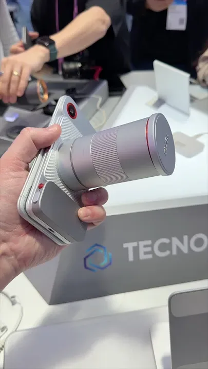 Revolusi Modular di MWC 2026: Tecno Atom Phone Hadirkan Ponsel Super Tipis 4.9mm dengan Sistem Bongkar-Pasang ala LEGO