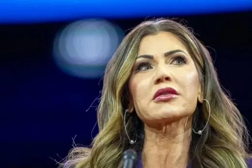 Kabinet Berguncang! Trump Pecat Kristi Noem dari Jabatan Sekretaris Keamanan Dalam Negeri!