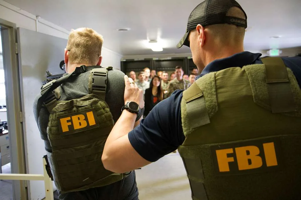 Keamanan Nasional Terancam: Jaringan Penyadapan FBI Menjadi Target Serangan Siber Masif