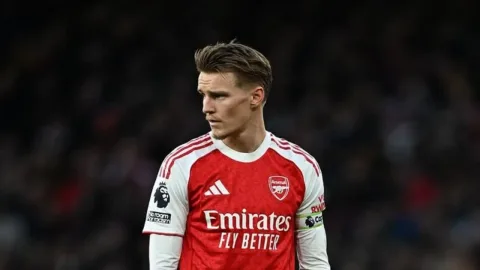 Update Cedera Arsenal: Linimasa Baru Kembalinya Martin Odegaard Terungkap Jelang Laga Krusial Melawan Man City