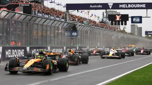 Waspada Mercedes: Charles Leclerc Sebut Kecepatan Balap Tim Silver Arrows Sangat Mengesankan di Melbourne