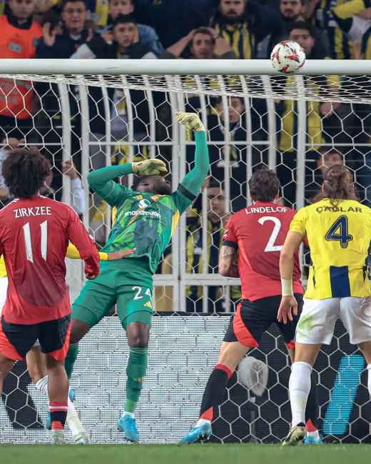 Manchester United Targetkan €50 Juta di Tengah Krisis Performa