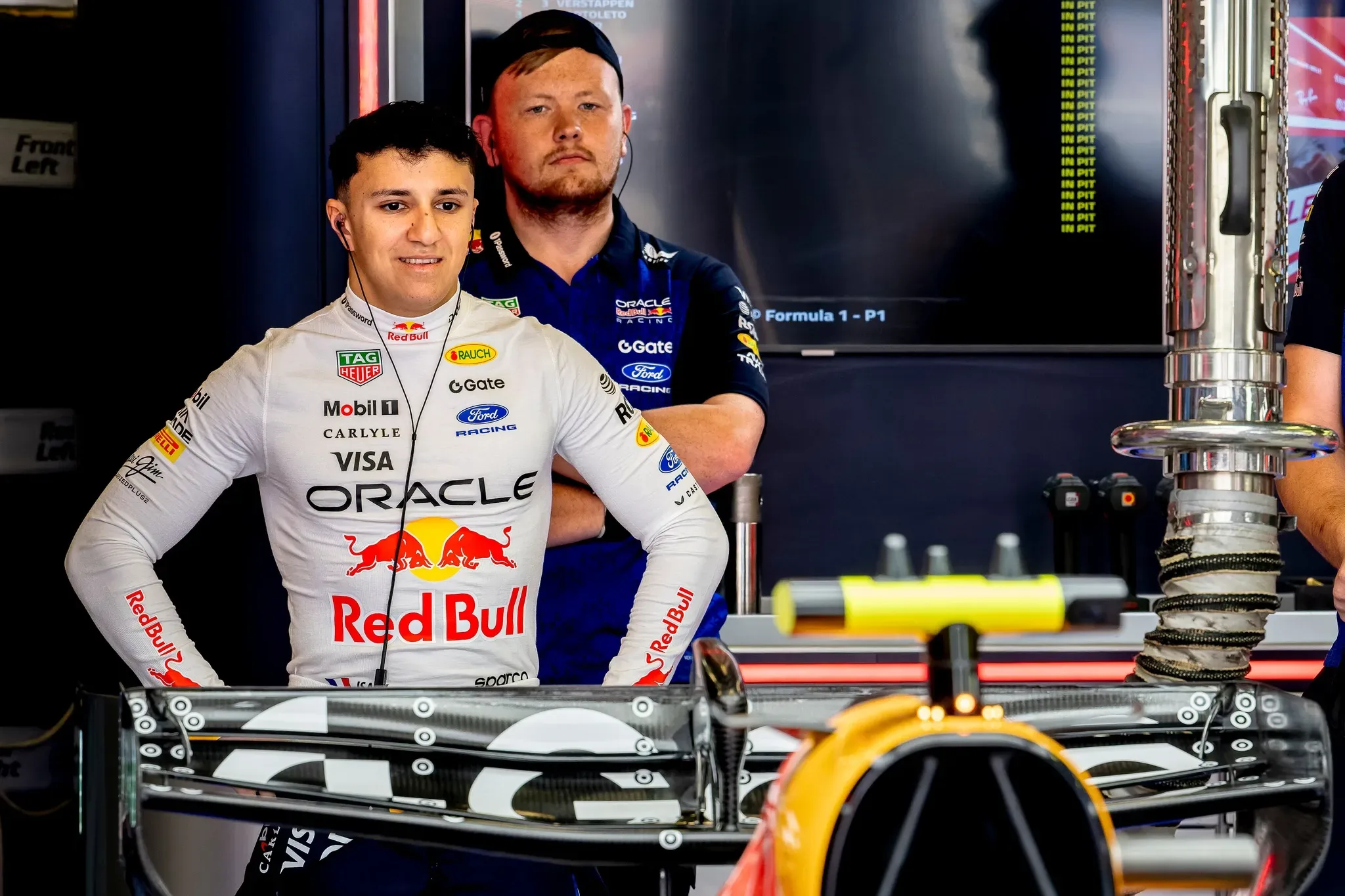 Tekanan Mental! Isack Hadjar 'Main Aman' di Australia Setelah Bikin Kecewa Red Bull Akibat Tabrakan Tes!