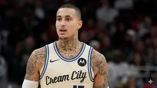 Bucks Chaos! Doc Rivers Parkir Kyle Kuzma di Bangku Cadangan, Keretakan Internal Mulai Tercium!