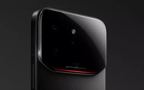 Sentuhan Ferrari di Dunia Gadget: Studio Desain Maranello Rancang Ponsel Satelit Mewah
