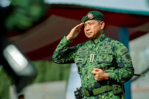 Siaga Tempur: Panglima TNI Ingatkan Kostrad Perkuat Kesiapan di Tengah Eskalasi Konflik