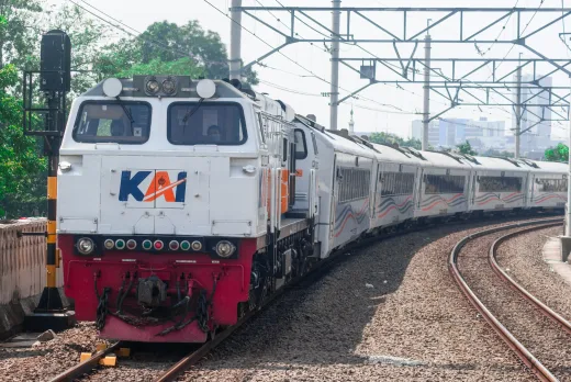 Tragedi Rel Kereta Api di Padang: 3 Remaja Tertabrak KA Lembah Anai, 1 Orang Meninggal Dunia