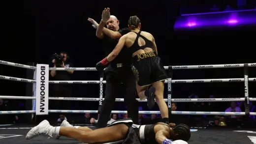 Gempar! Legenda Olimpiade Jade Jones Terkapar KO di Tangan Egypt Criss dalam Debut Misfits Boxing!