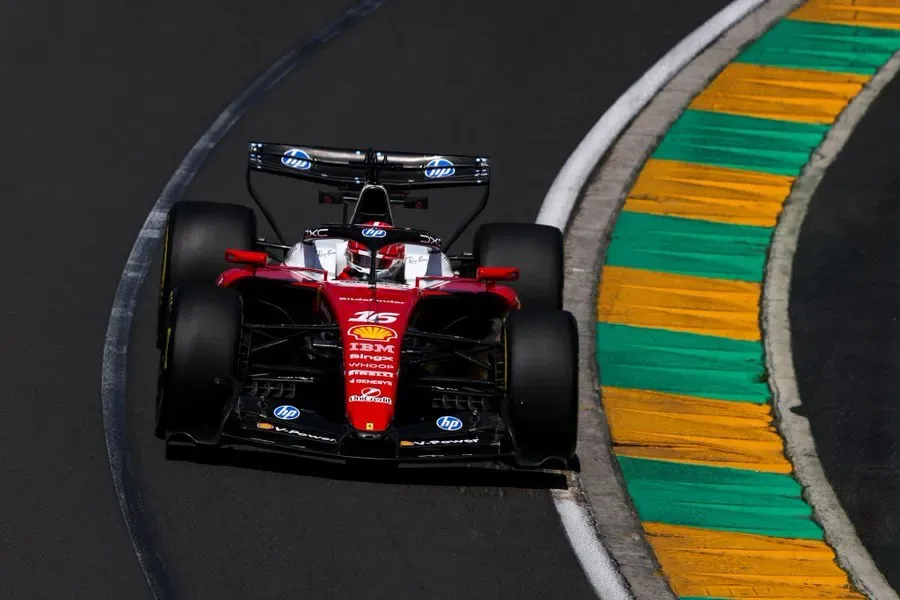 Ferrari Menggila! Sayap Belakang Berputar 'Macarena' Resmi Masuk Jalur Cepat untuk Debut di GP China—Senjata Rahasia Scuderia untuk Dominasi Trek Lurus!