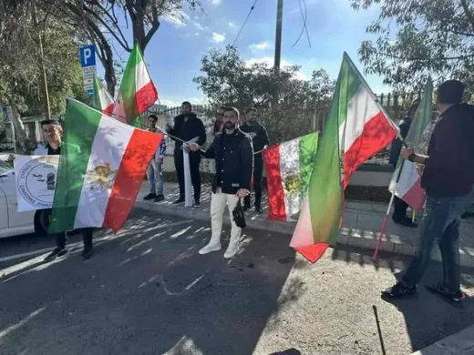 Kebebasan di Menit Terakhir! Australia Berikan Suaka pada 2 Anggota Tambahan Timnas Wanita Iran—Total 7 Delegasi Kini Aman di Bawah Perlindungan Canberra!
