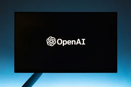 OpenAI Integrasikan Generator Video Sora ke ChatGPT: Ekspansi Strategis di Pasar Multimodal AI