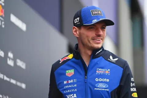 Dilema Verstappen: Kritik Keras Regulasi 2026 dan Spekulasi Pensiun Jelang GP China