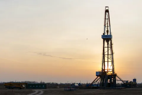 Anomali Pasar Energi: Harga Minyak Global Tetap Menguat di Tengah Relaksasi Sanksi Rusia
