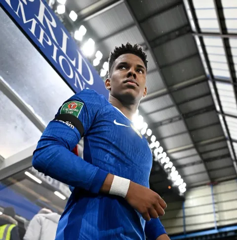 Laga Panas Chelsea vs Newcastle: Jamie Gittens Siap Tempur, Estevao & Colwill Masih Parkir