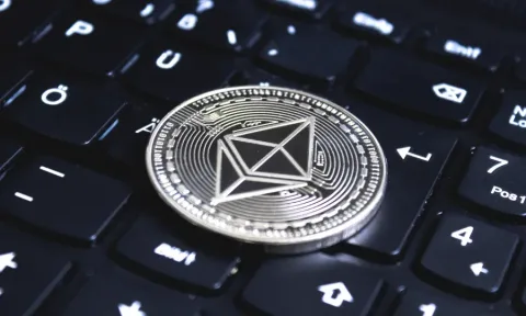 Manuver Strategis: Ethereum Foundation Jual 5.000 ETH ke Bitmine Saat Harga Kembali Rebound ke Atas $2.000