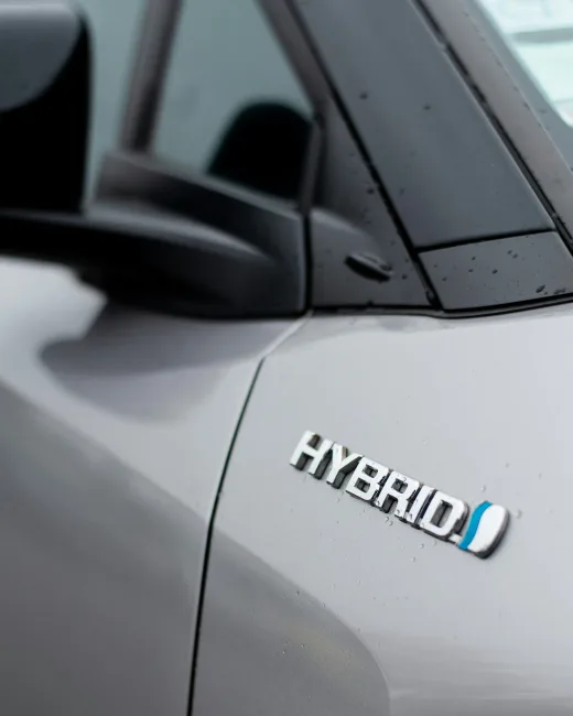 Akselerasi Pasar HEV Nasional: Penjualan Mobil Hybrid Meroket 34,4% di Februari 2026