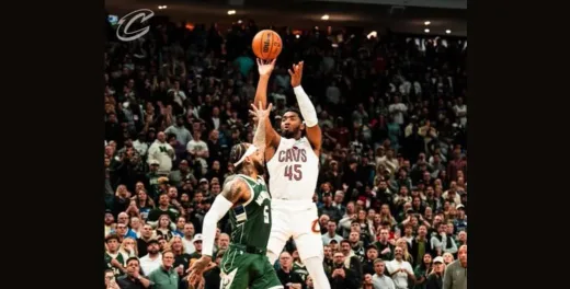 Duel Raksasa Timur: Giannis Terlalu Perkasa, Bucks Tundukkan Cavaliers di Menit Terakhir