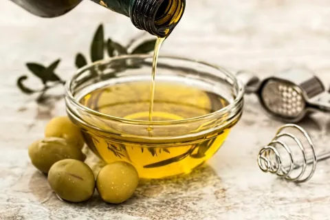 Bukan Sekadar Minyak Goreng: Studi Ungkap Extra Virgin Olive Oil Lebih Ampuh Jaga Fungsi Kognitif dan Kesehatan Usus