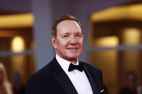 Babak Baru Kasus Kevin Spacey: Sang Aktor Resmi Berdamai dengan Tiga Penggugat Jelang Sidang London