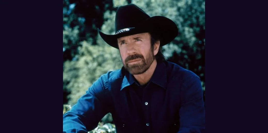 Kabar Terbaru: Chuck Norris Dilarikan ke Rumah Sakit, Dunia Bela Diri Siaga