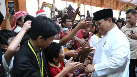 Hangatnya Lebaran di Istana: Presiden Prabowo Sapa Ribuan Warga dalam Gelar Griya 1447 H