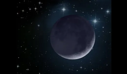 Konjungsi Langit Malam Ini: Bulan Sabit Berdampingan dengan Gugus Bintang Pleiades